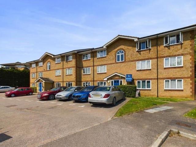 Flat for sale in Shephall