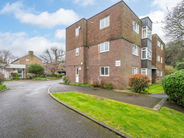 Flat for sale in Chichester, Littlecote