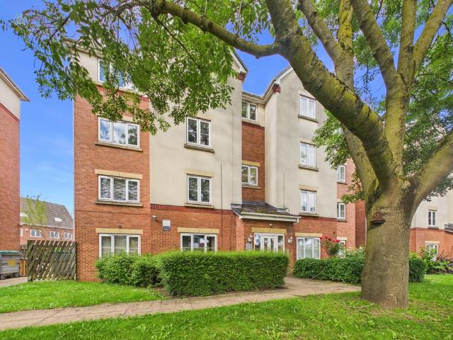Flat for sale in King’s Hill, Wednesbury