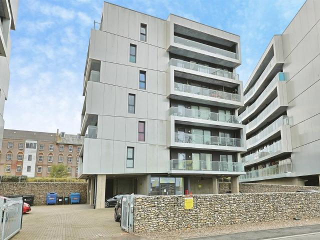 Flat for sale in Lakenham, Norwich
