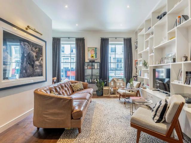 Flat for sale in Notting Hill, Greater London