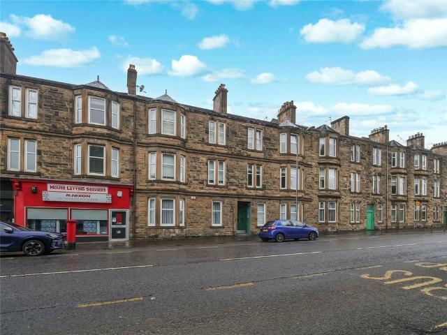 Flat for sale in Auchinairn, Bishopbriggs