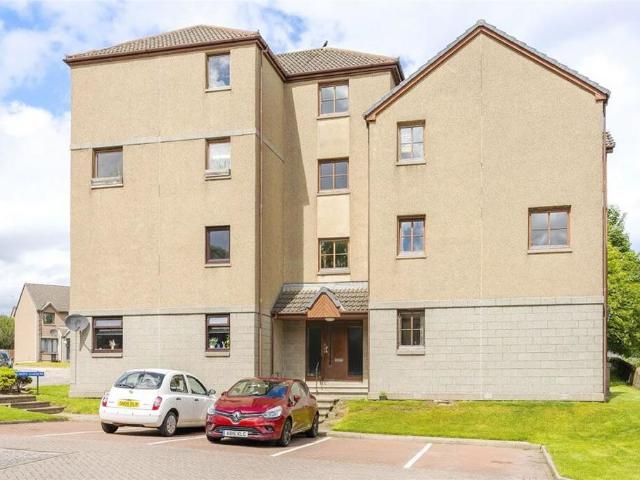 Flat for sale in Ashgrove, Ballindoch