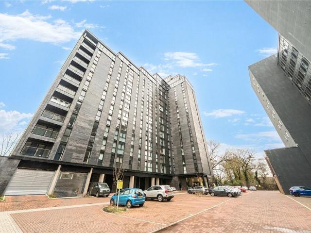Flat for sale in Old Trafford, Trafford Park
