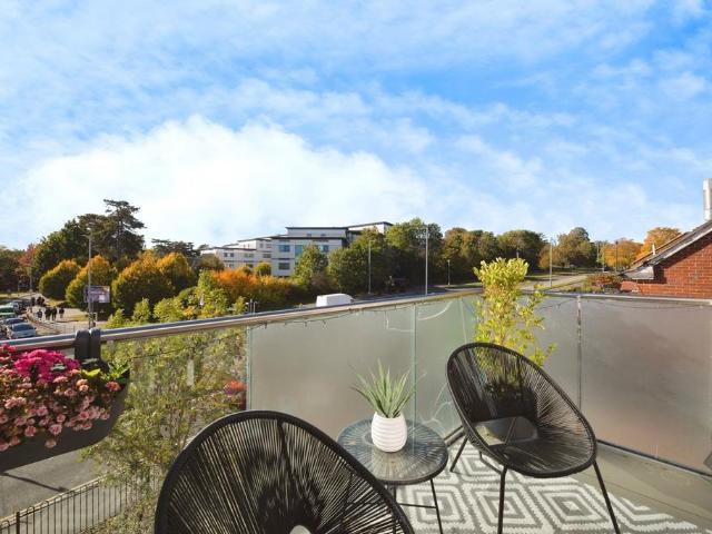 Flat for sale in Epping, Essex