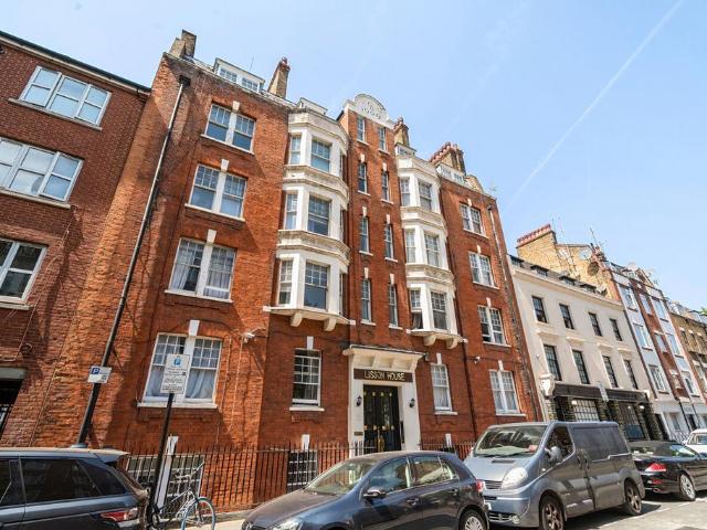 Flat for sale in Paddington, Greater London