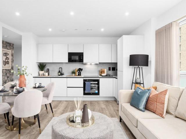Flat for sale in Kidbrooke, Greater London