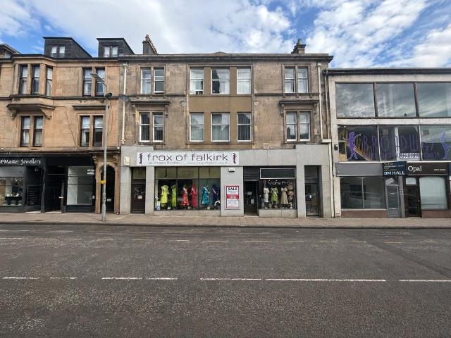 Flat for sale in Callendar Park, Scotland