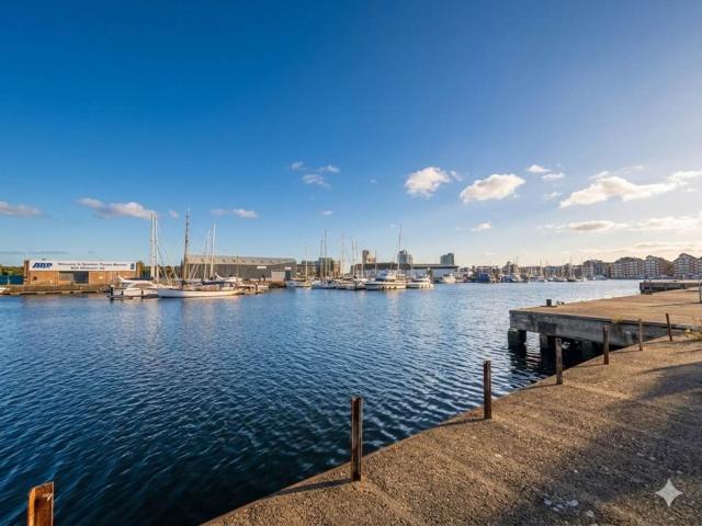 Flat for sale in Key Street, Suffolk