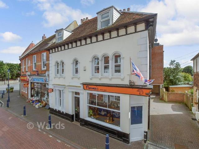 Flat for sale in Hythe, Folkestone