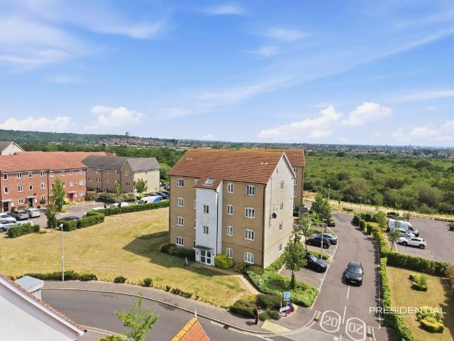Flat for sale in Greater London