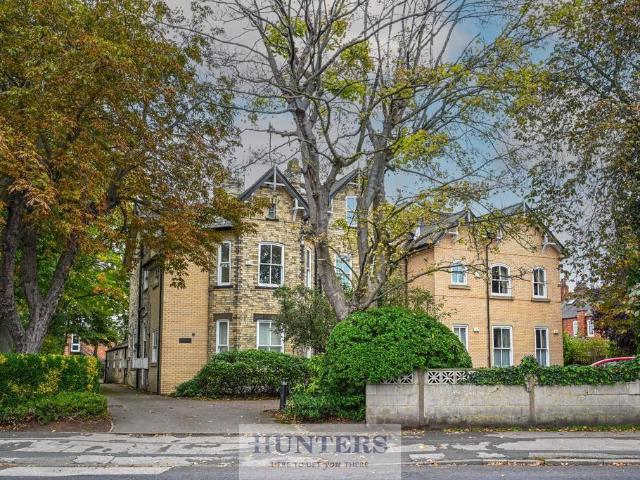Flat for sale in Staynor Hall, Selby