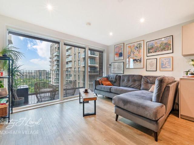 Flat for sale in Kidbrooke, Greater London