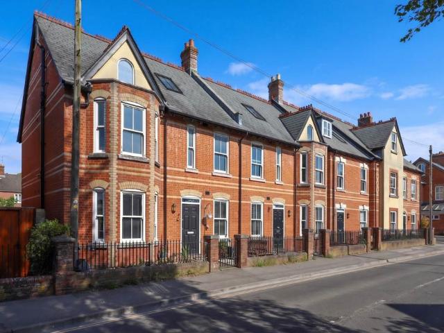Flat for sale in Blandford Forum, Blandford