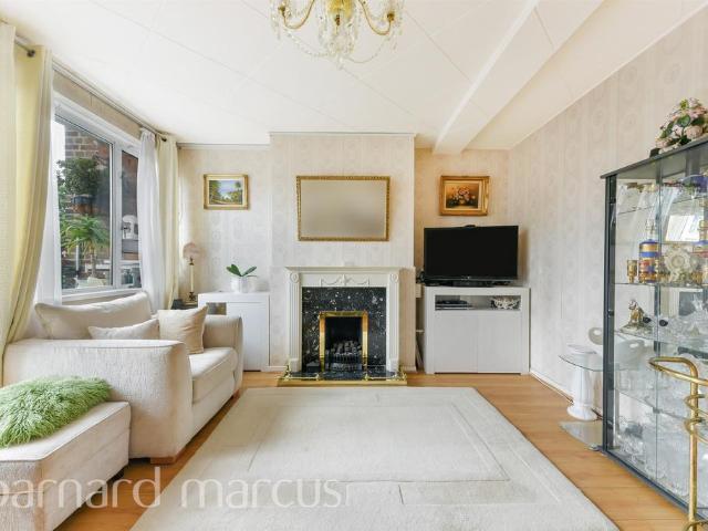 Flat for sale in Patmore Estate, Nine Elms