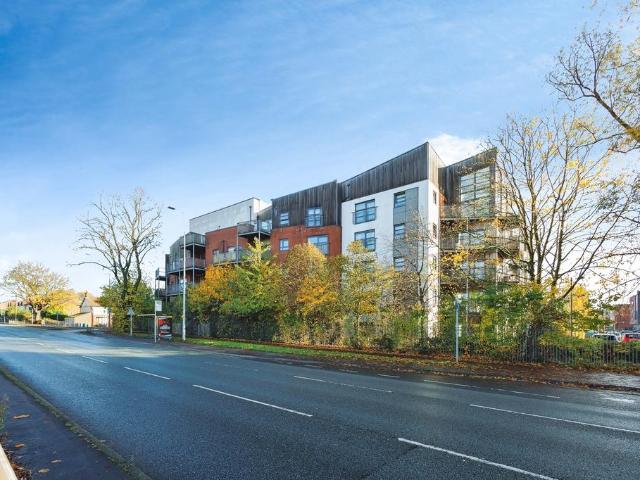 Flat for sale in Georgia, Greater Manchester