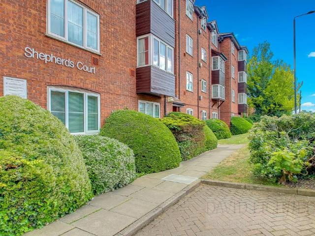 Flat for sale in Wealdstone, Greater London