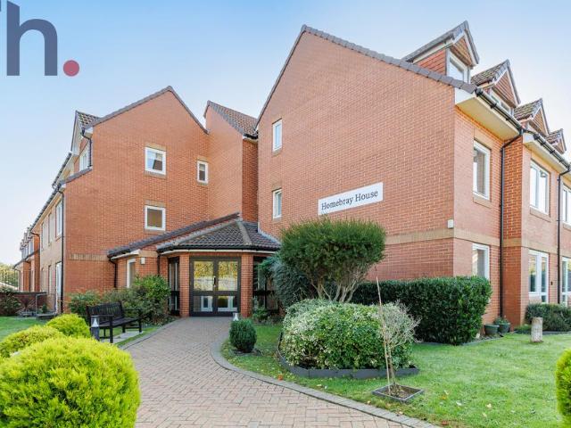 Flat for sale in Wootton Bridge, Isle Of Wight
