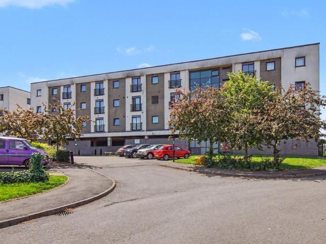 Flat for sale in West Midlands