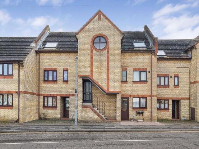 Flat for sale in Barway, Cambridgeshire