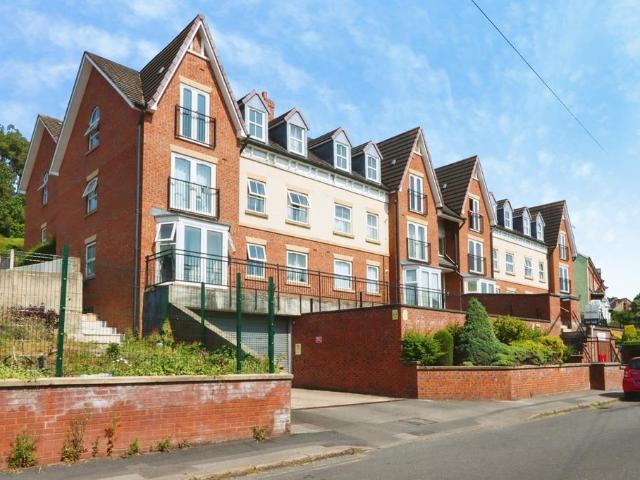 Flat for sale in Heeley Bottom, Meersbrook