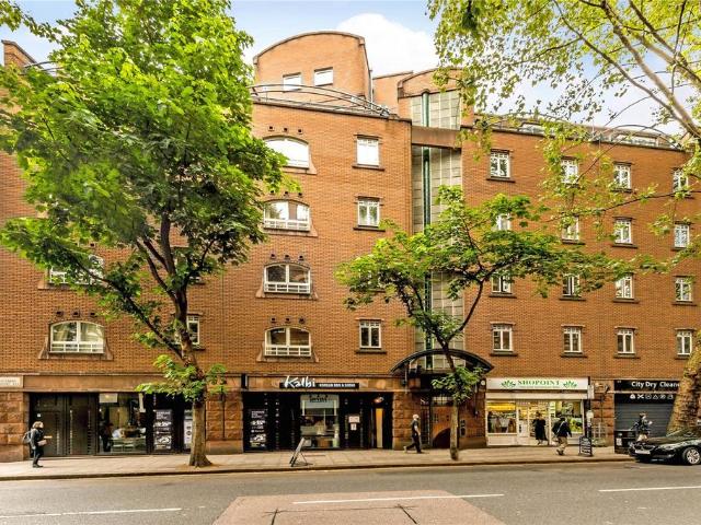 Flat for sale in Clerkenwell, Greater London