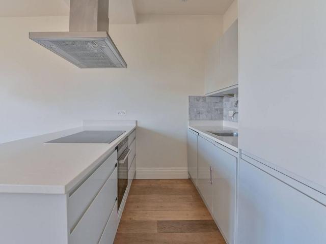 Flat for sale in Gospel Oak, Greater London