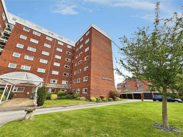Flat for sale in Milverton, Green Close