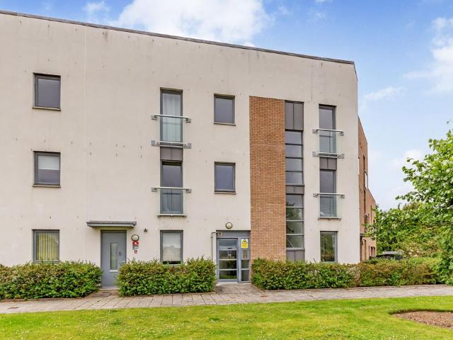 Flat for sale in Gracemount, Scotland