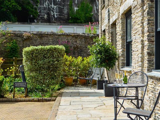 Flat for sale in Strode, Devon