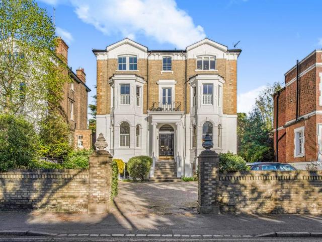 Flat for sale in Petersham, Isle Of Man