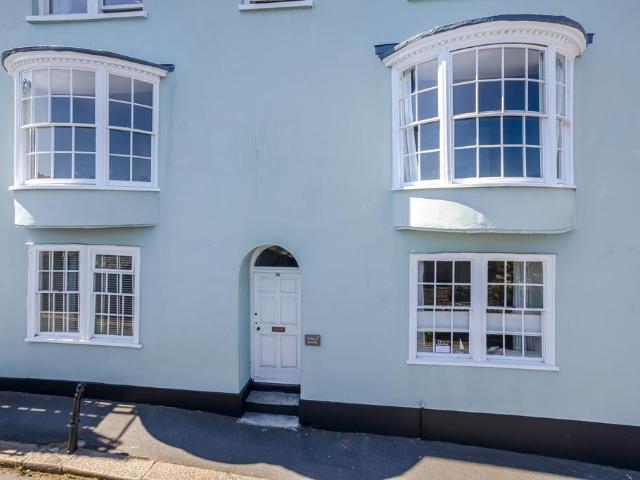 Flat for sale in Strode, Devon