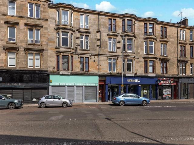 Flat for sale in Woodside, Scotland