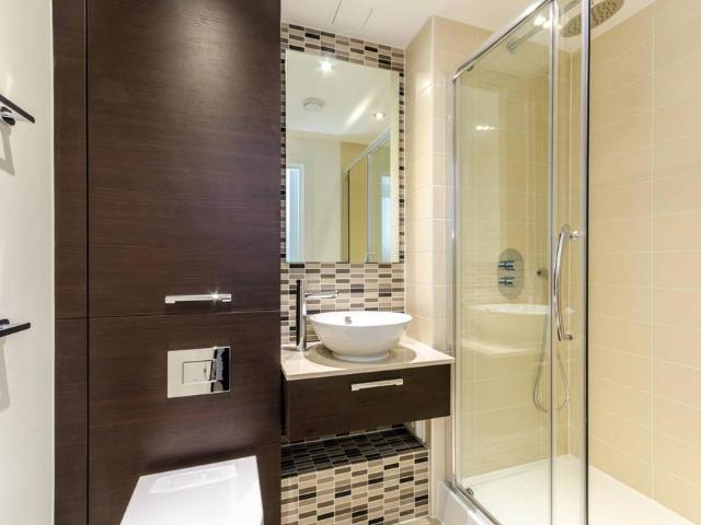 Flat for sale in Gospel Oak, Greater London