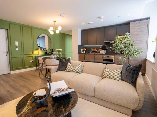 Flat for sale in Walton, Aylesbury