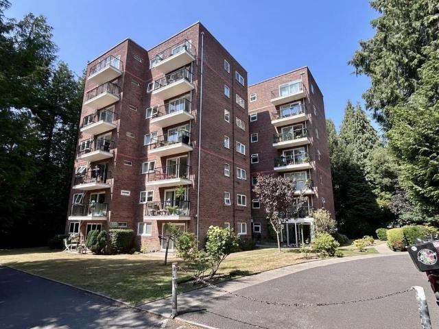 Flat for sale in Branksome Park, Poole