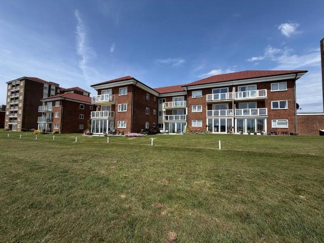 Flat for sale in Pebsham, Heathlands