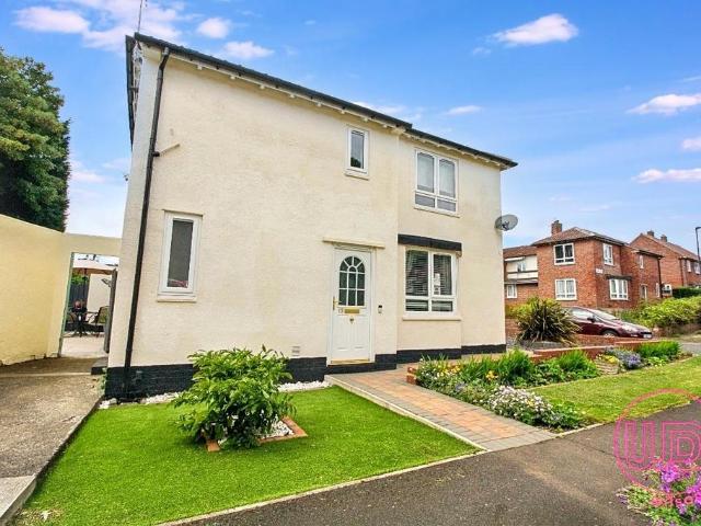 Flat for sale in Cowgate, Kenton