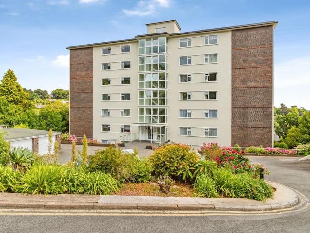 Flat for sale in Babbacombe