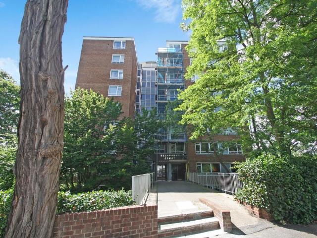 Flat for sale in Greater London