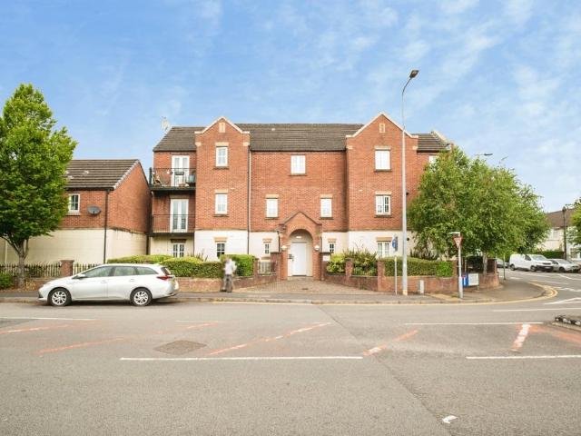 Flat for sale in Falcon Lodge, Wales