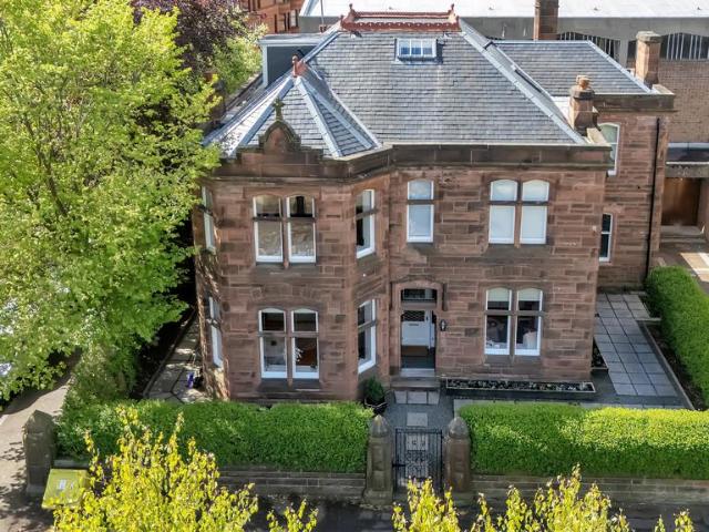 Flat for sale in North Woodside, Scotland