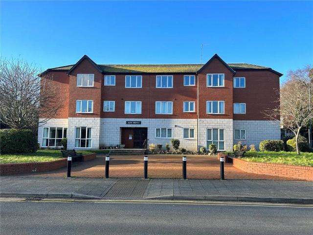 Flat for sale in Menai Bridge