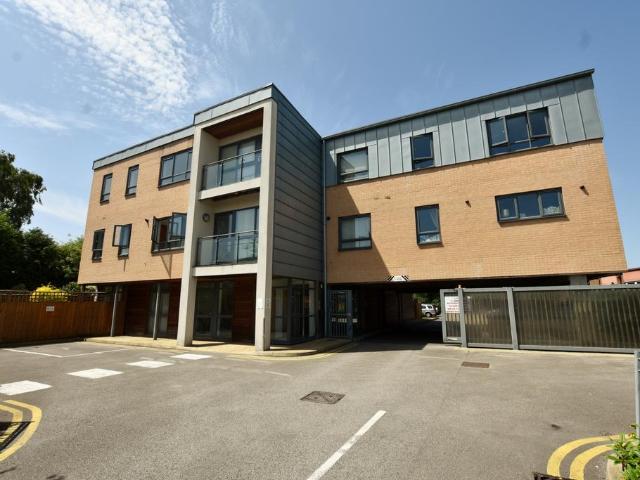Flat for sale in Holywell Estate, North Watford