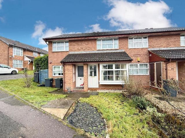 Flat for sale in Bramingham Park, Luton