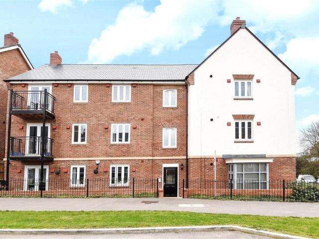 Flat for sale in Wokingham
