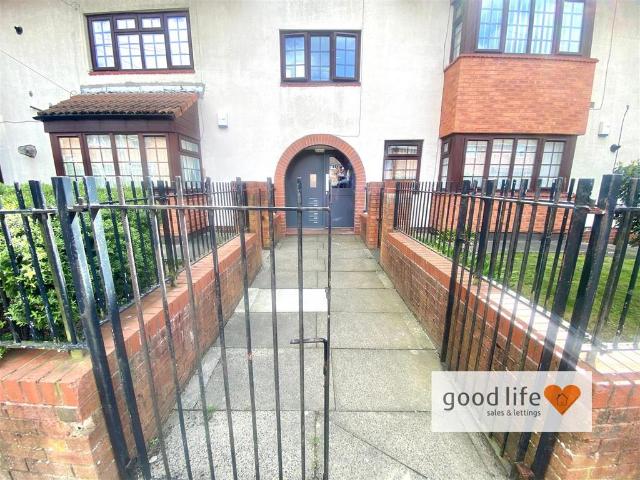 Flat for sale in Farringdon, Isle Of Man