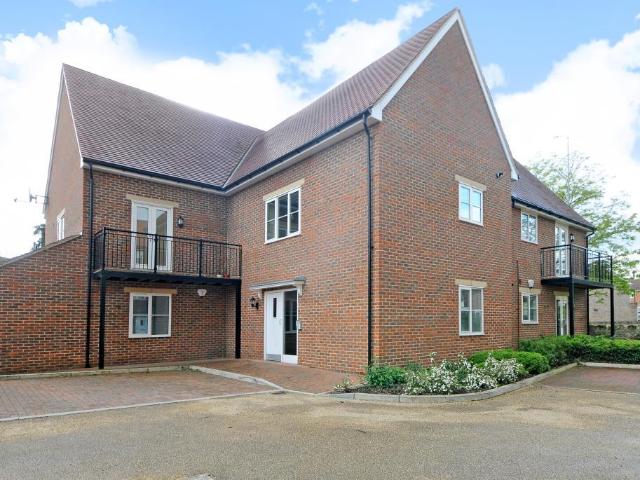 Flat for sale in The Slade, Oxfordshire