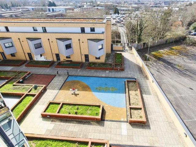 Flat for sale in Brook Street, Bourne Vale