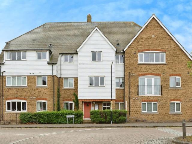 Flat for sale in Cheeseman's Green, Bridgefield